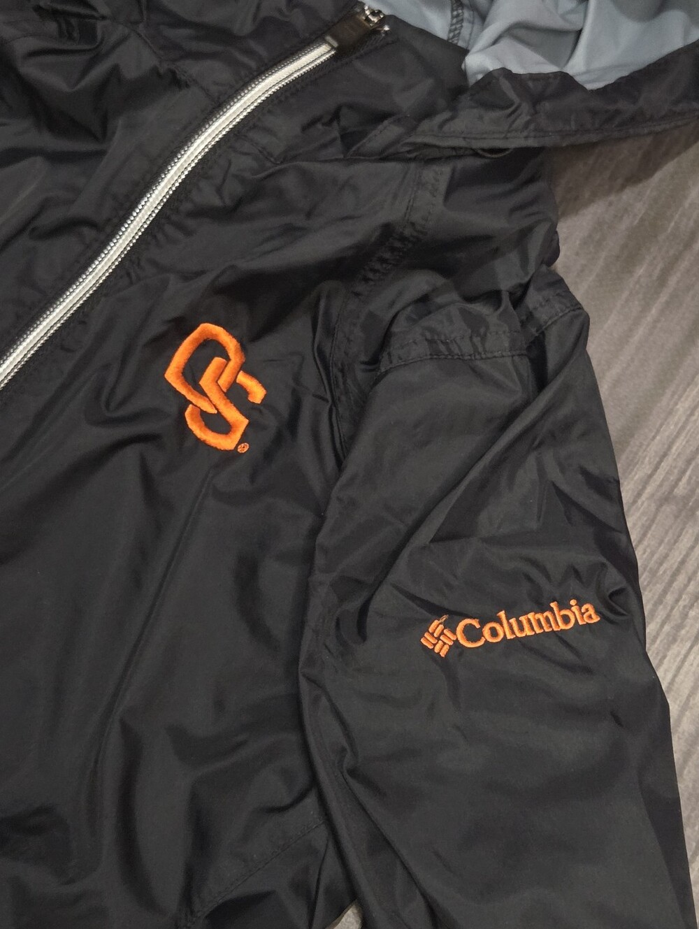 Columbia Womens Black Oregon State Beavers Packable Hooded Full Zip Windbreaker - Picture 2 of 11